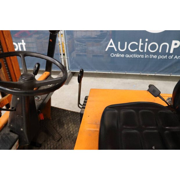 1990 Still R50-15-46016805