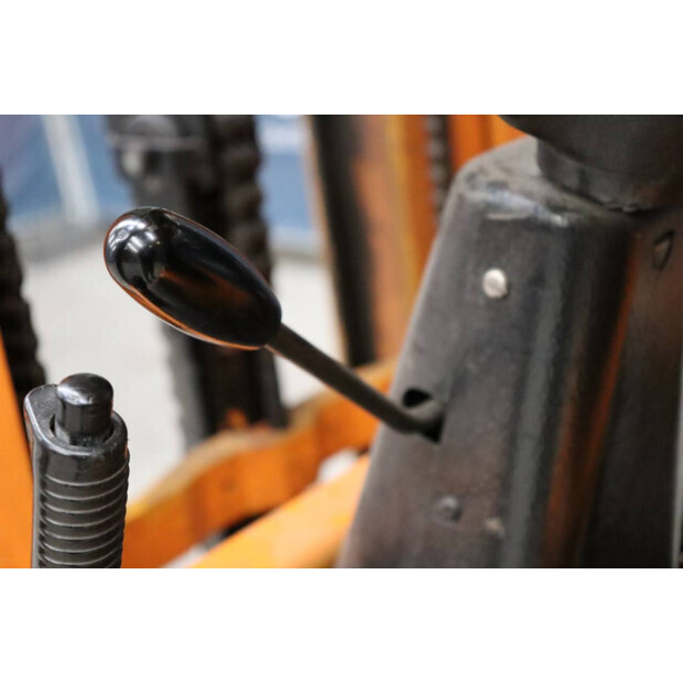 1990 Still R50-15-46016811