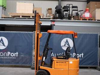 1990-still-r50-15-1432630-46016813