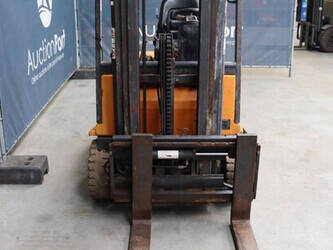 2001-still-r50-15-1432632-46016889