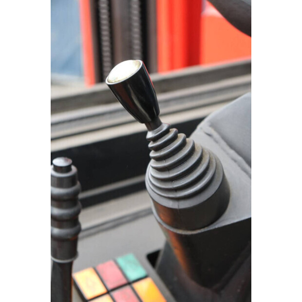 1995 Sichelschmidt M7210-46017263