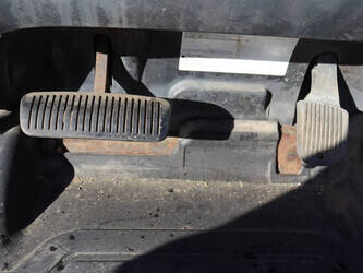 2006-yale-gdp35vx-1432641-46017373