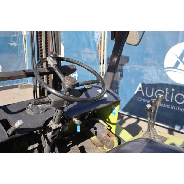 2000 Clark CMP 40D-46017630