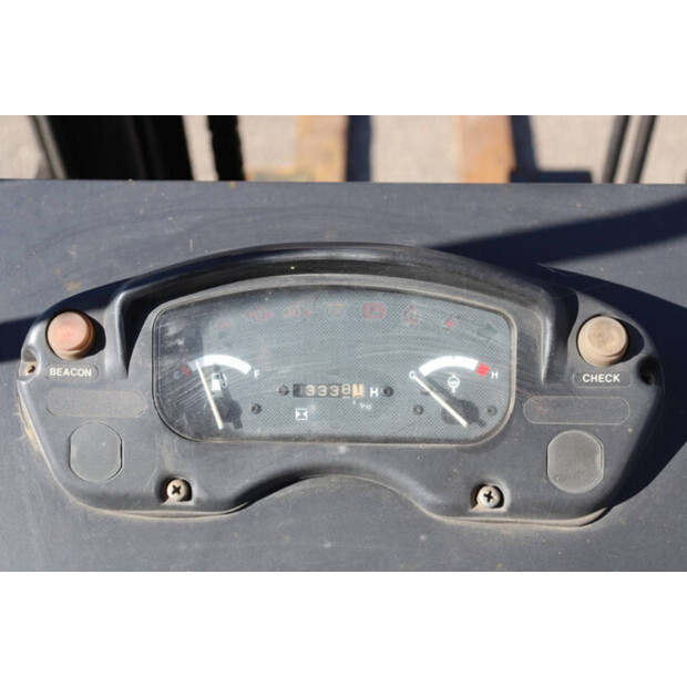 2000 Clark CMP 40D-46017635