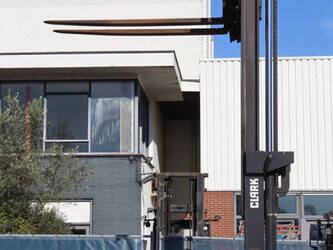 2000-clark-cmp-40d-46017647