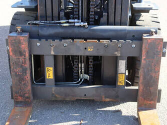 2011-toyota-02-8fgjf35-46017715