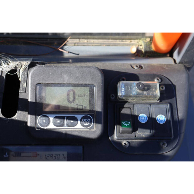 2011 تويوتا 02-8FGJF35-46017733