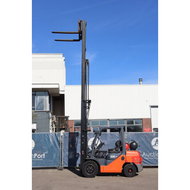 2011 تويوتا 02-8FGJF35-46017738