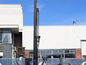 2011-toyota-02-8fgjf35-46017738