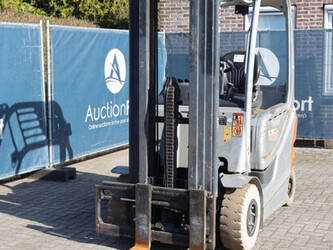 2011-still-rx-60-25-1432651-46017830