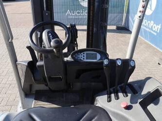 2011-still-rx-60-25-1432651-46017843