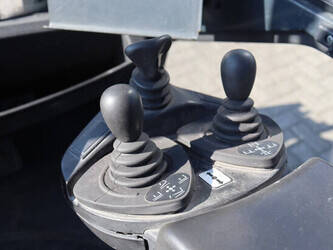 2008-linde-h30d-1432652-46017891