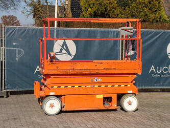 صورة ل رافعات مقصية 2016 سكايجاك SJ3220