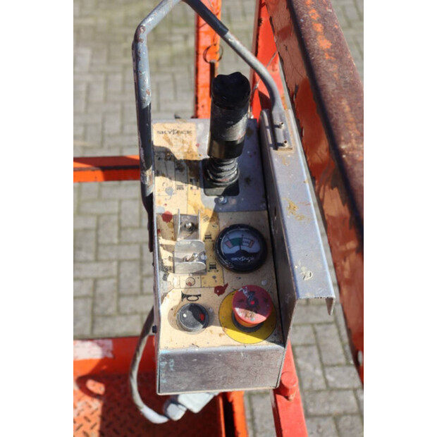 2016 SkyJack SJ3220-46017926