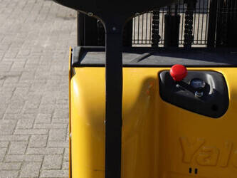 2013-yale-ms12ac-46017991