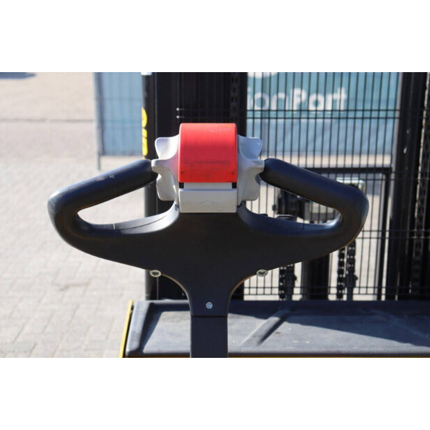 2013 يال MS12AC-46017992