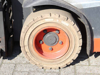 2015-linde-e20pl-02-1432656-46018033