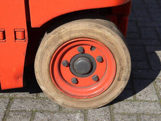 2015-linde-e20pl-02-1432656-46018034