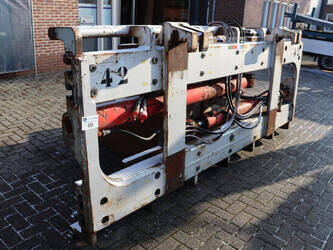 2012-durwen-pbk-140-1432657-46018066