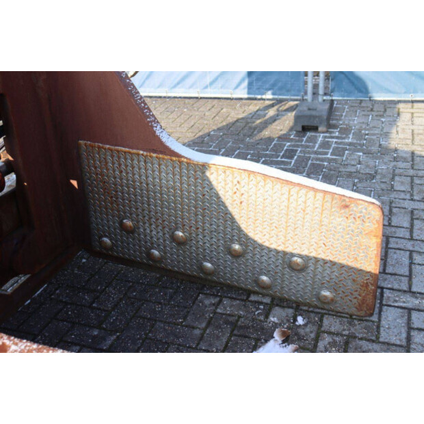 2012 Durwen PBK 140-46018071