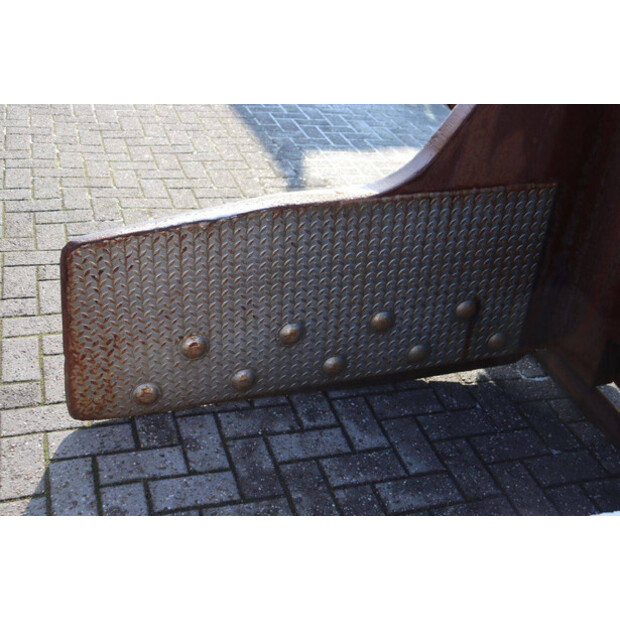 2012 Durwen PBK 140-46018072