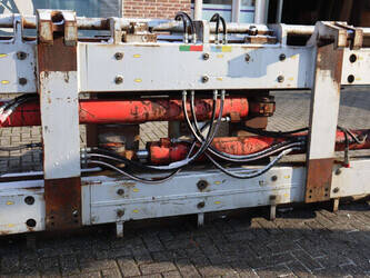 2012-durwen-pbk-140-1432657-46018073