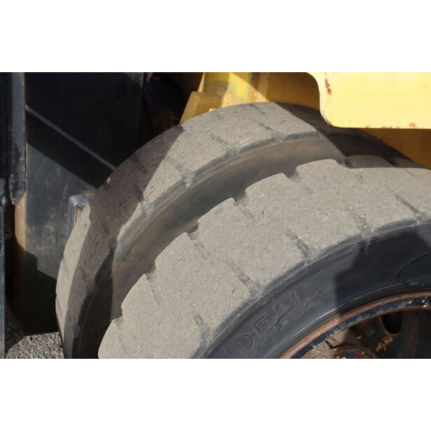 1990 Caterpillar V200B-46018144