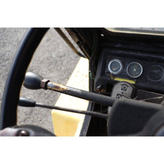 1990 Caterpillar V200B-46018161