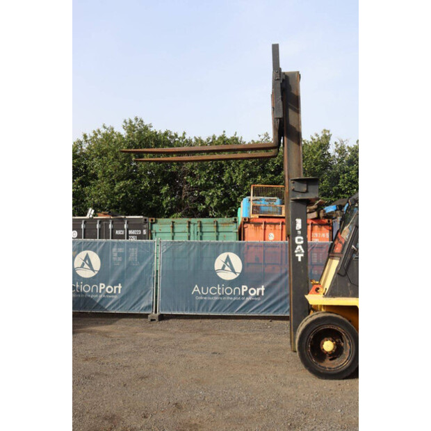 1990 Caterpillar V200B-46018171