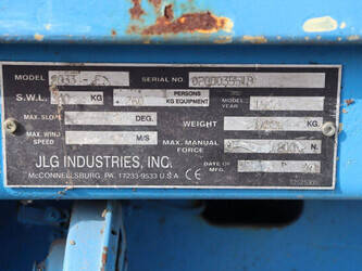 1997-jlg-2033e-46018201