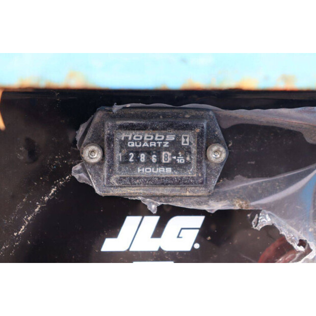 1997 جيه ال جي 2033E-46018203