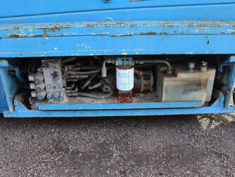 1997-jlg-2033e-46018207