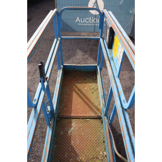 1997 جيه ال جي 2033E-46018208