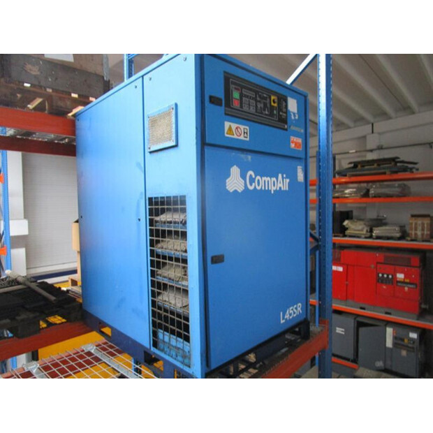 2004 كومبير L45SR-46018319