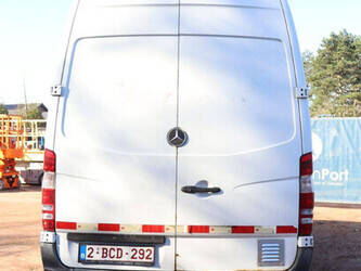 2021-mercedes-benz-sprinter-519-cdi-46018346
