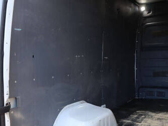 2021-mercedes-benz-sprinter-519-cdi-46018375