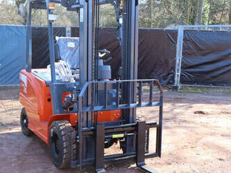 2025-machpro-mp-e2-5-46018409