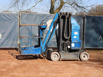 Image for AERIAL LIFTS JLG Piaf 880R