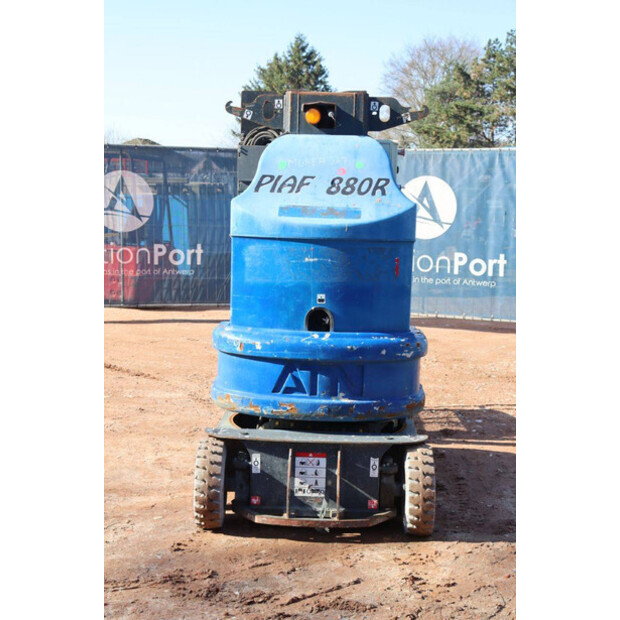 JLG Piaf 880R-46018656