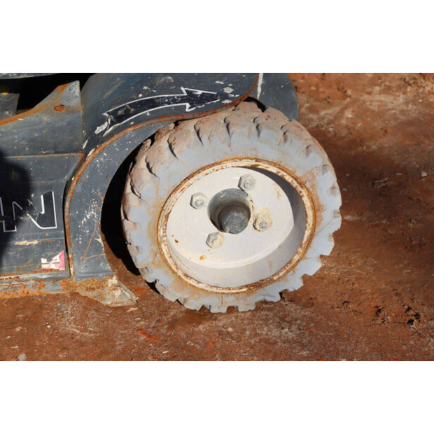 JLG Piaf 880R-46018666