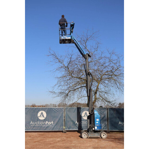 JLG Piaf 880R-46018672