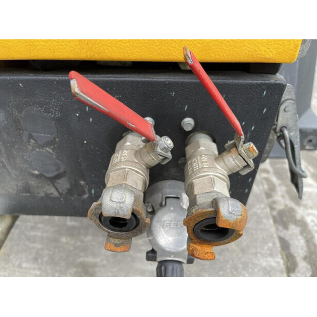 2012 دووسان 7/20-46018773