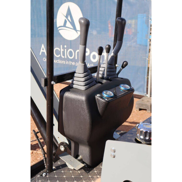 2025 Colt KV13-46018805