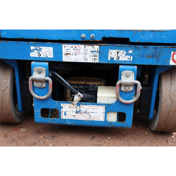 2015 SkyJack SJ12-46019345