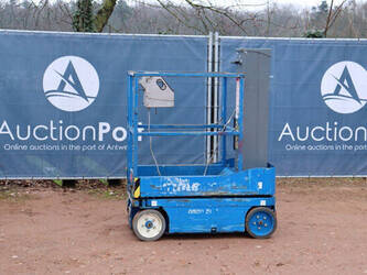 Image de NACELLES ÉLÉVATRICES 2015 SkyJack SJ12