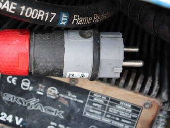 2015-skyjack-sj12-1432695-46019461