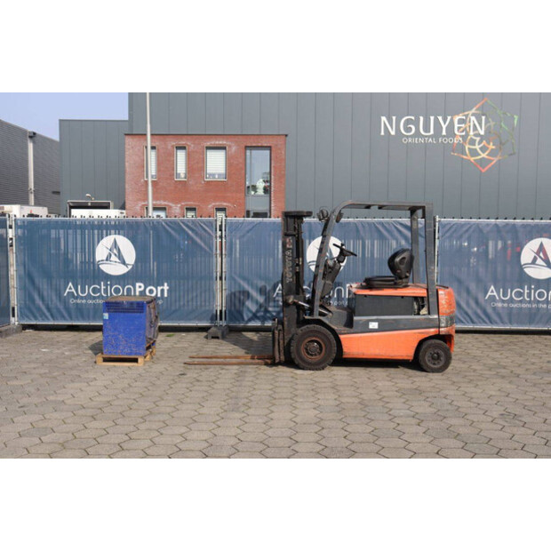 2001 Toyota FBMF25-46019759