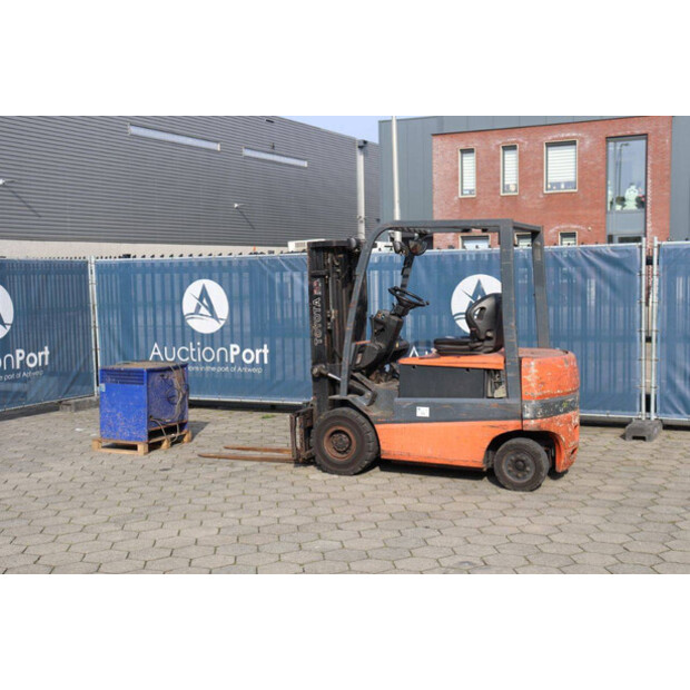 2001 Toyota FBMF25-46019760