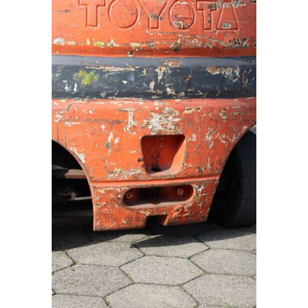 2001 Toyota FBMF25-46019781