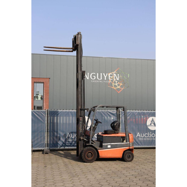 2001 Toyota FBMF25-46019802